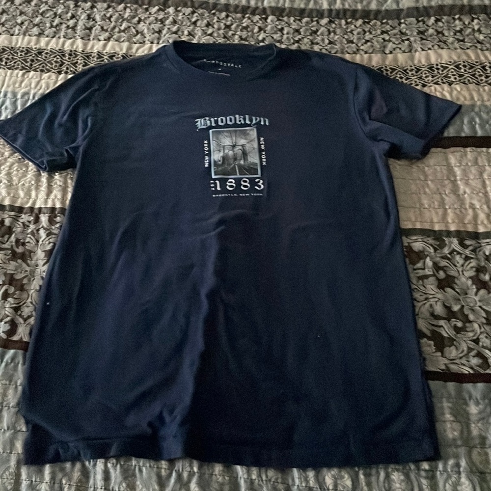 Navy blue t with Brooklyn bridge photo